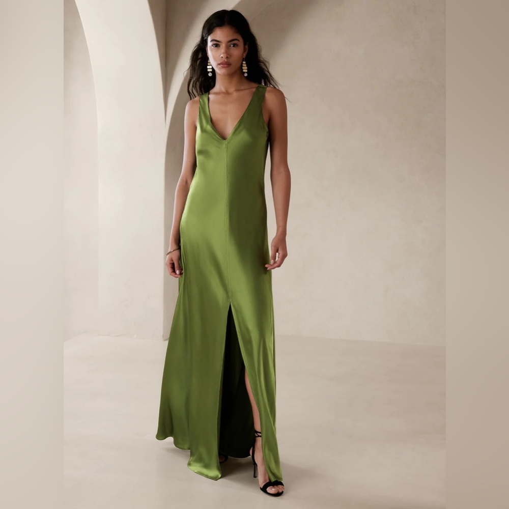 NWT Banana Republic Eterno Silk Maxi Dress Size M TALL